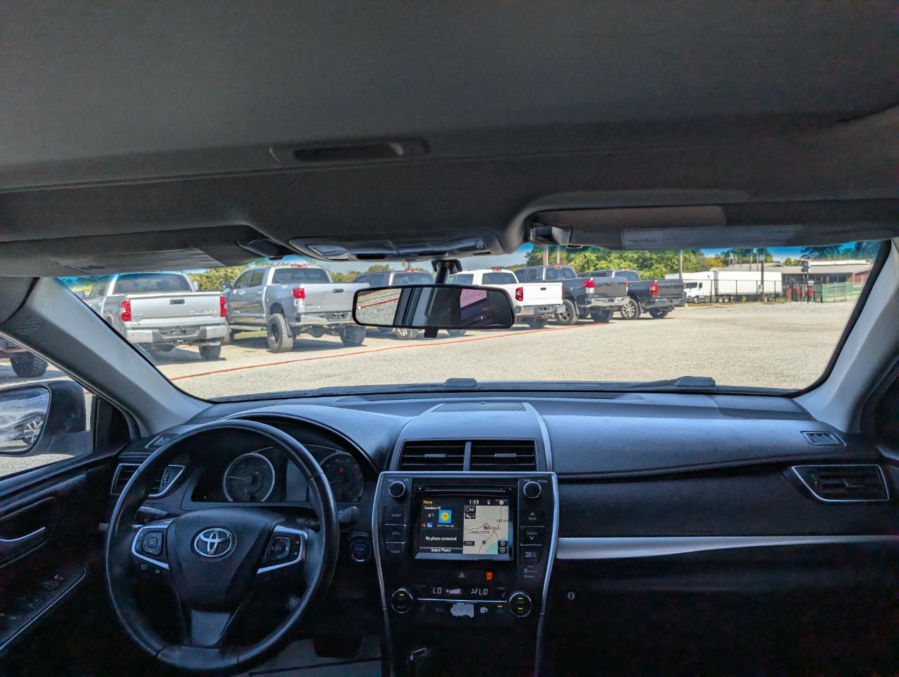 Toyota Camry Hybrid SE 2015