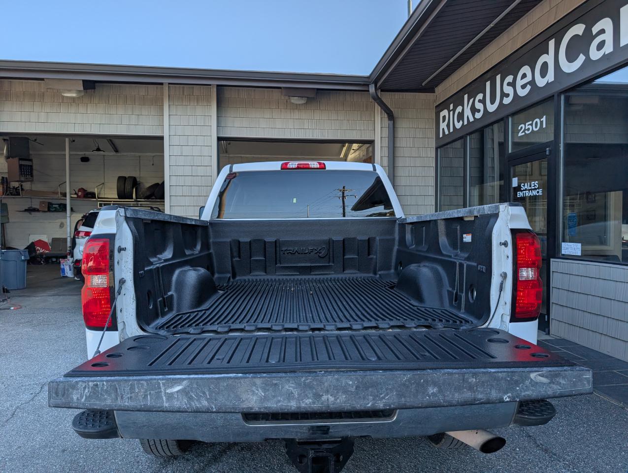 Chevrolet Silverado 2500HD Work Truck Crew Cab 4WD 2018