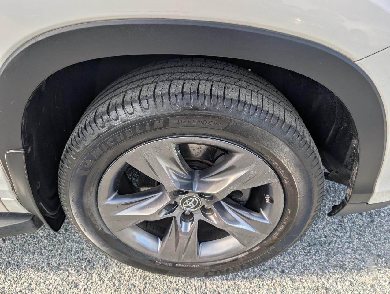 Toyota Highlander  2019