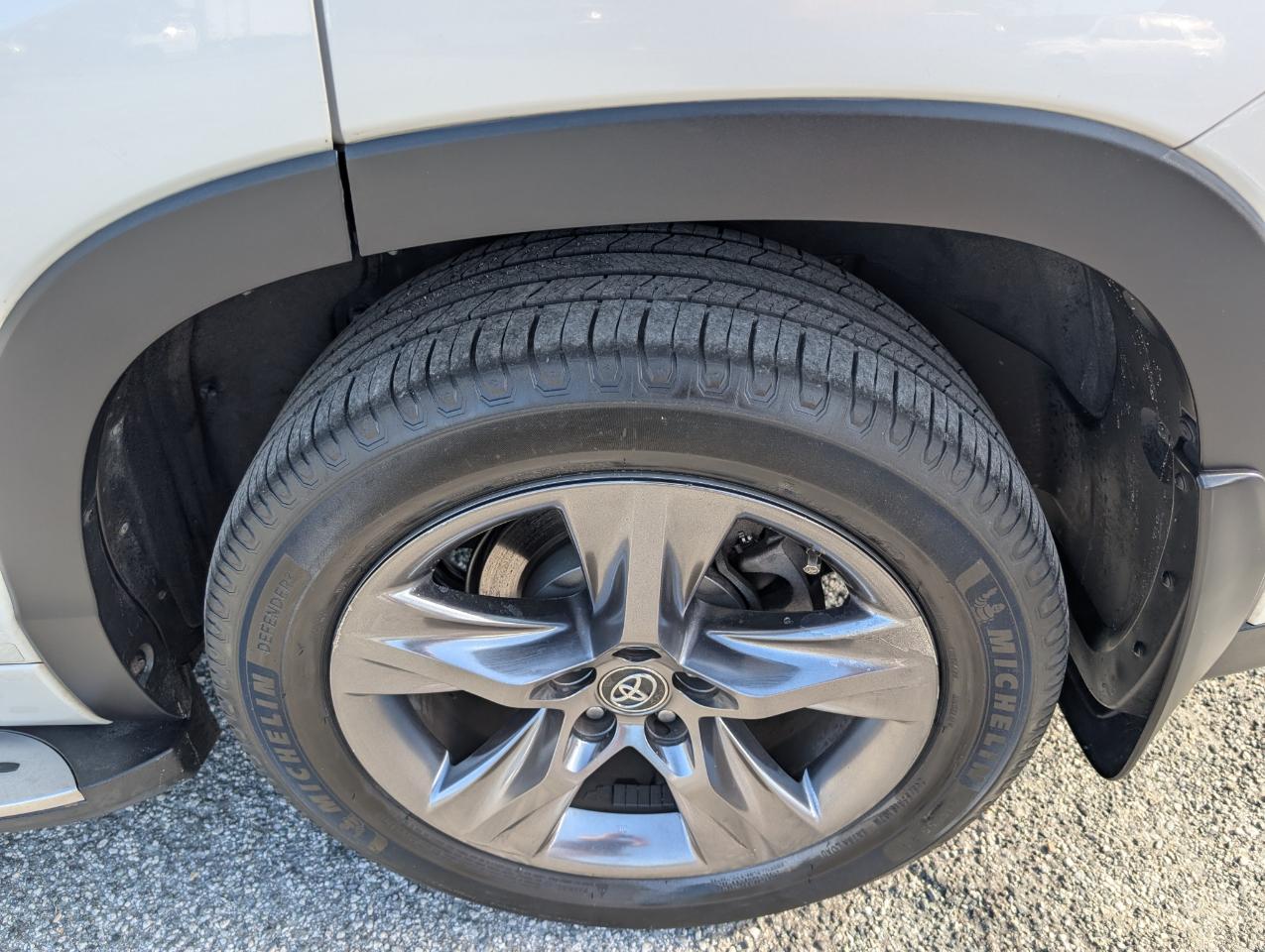 Toyota Highlander  2019