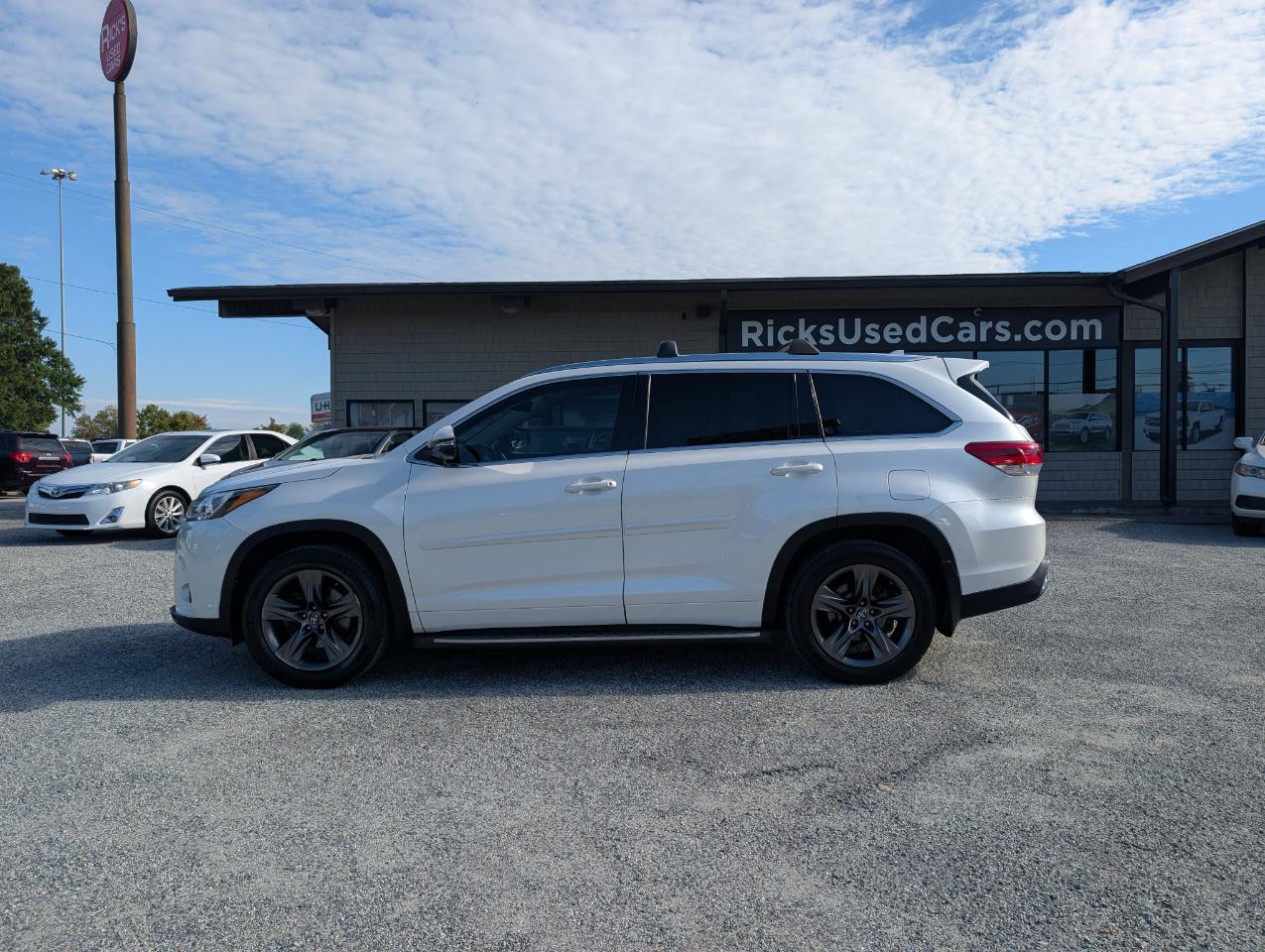 Toyota Highlander  2019