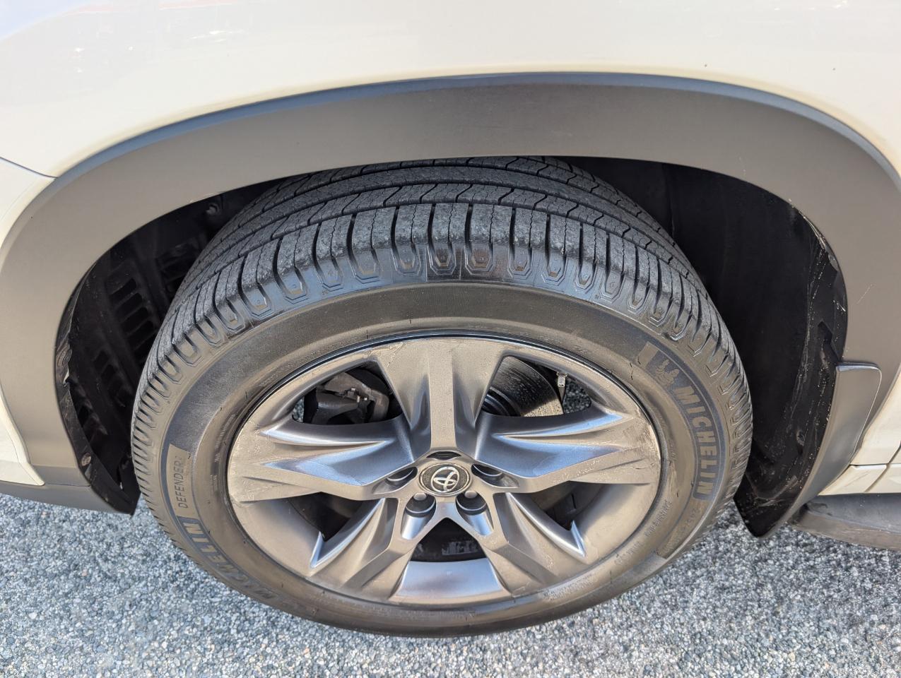 Toyota Highlander  2019