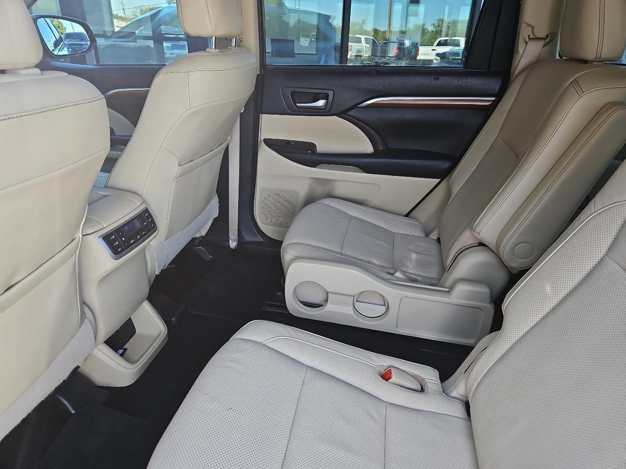 Toyota Highlander  2019