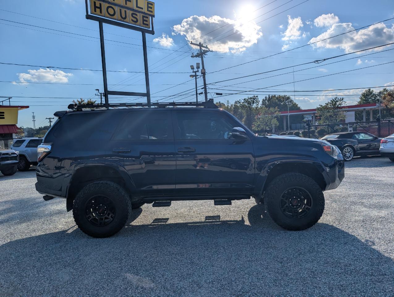 Toyota 4Runner TRD Off-road Premium 4WD 2018