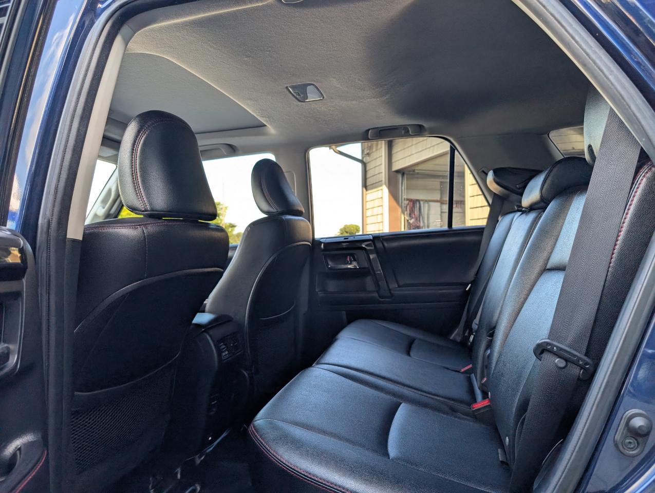Toyota 4Runner TRD Off-road Premium 4WD 2018