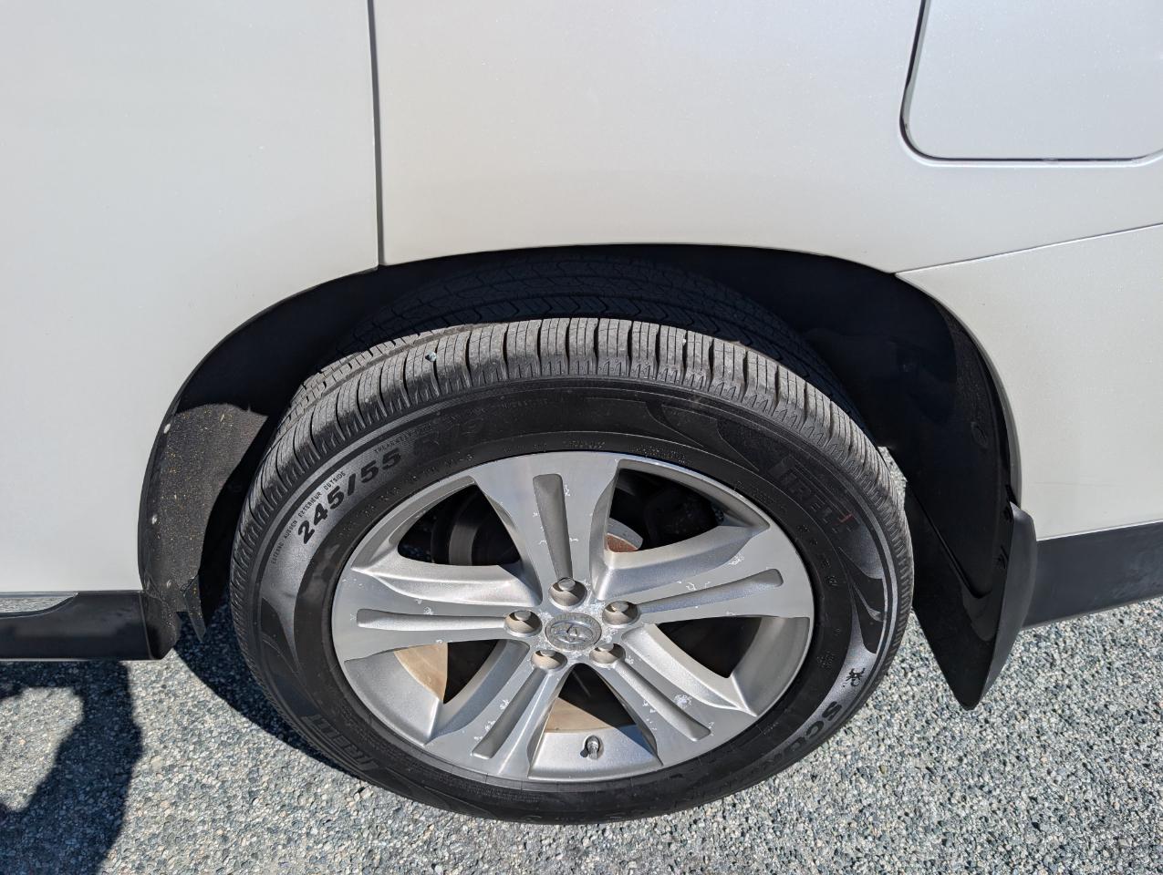 Toyota Highlander Limited AWD 2012