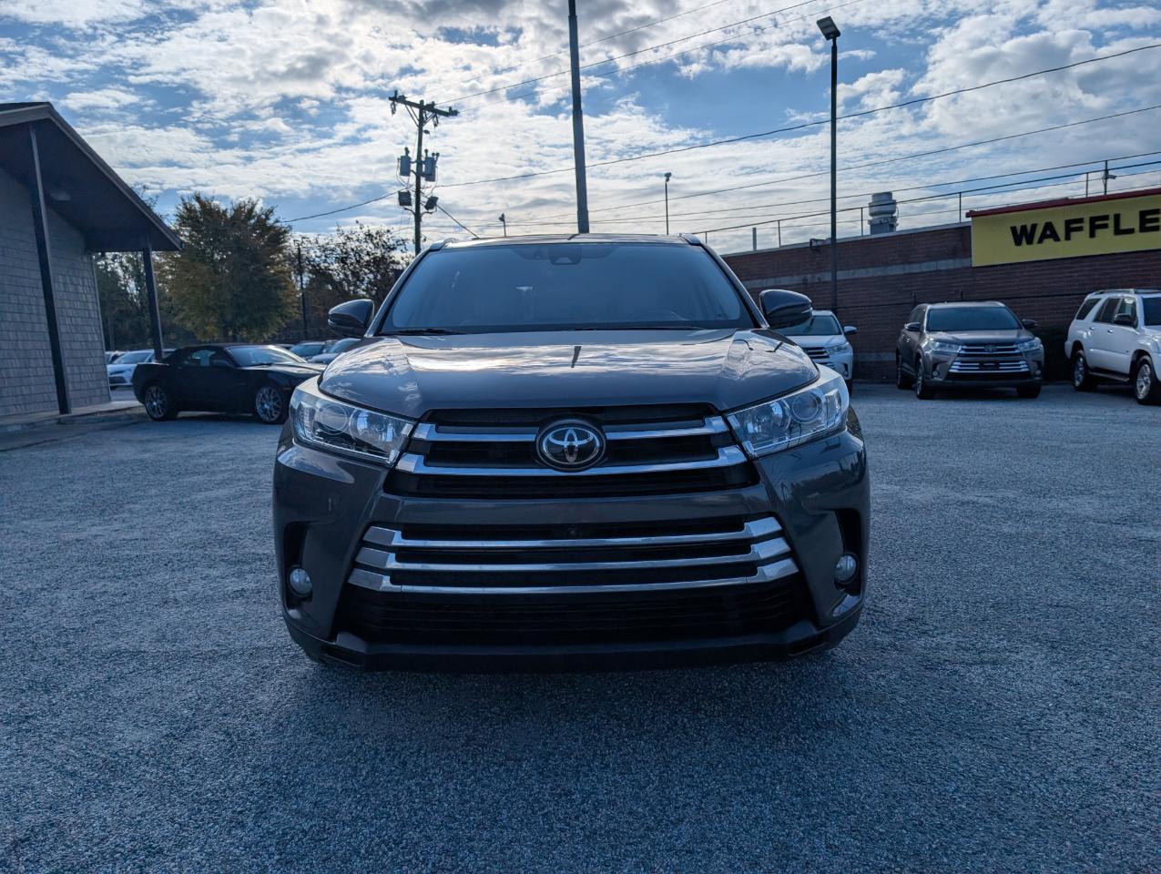 Toyota Highlander  2018