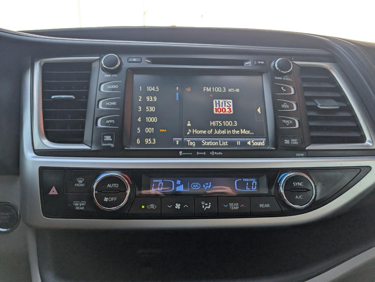 Toyota Highlander  2018