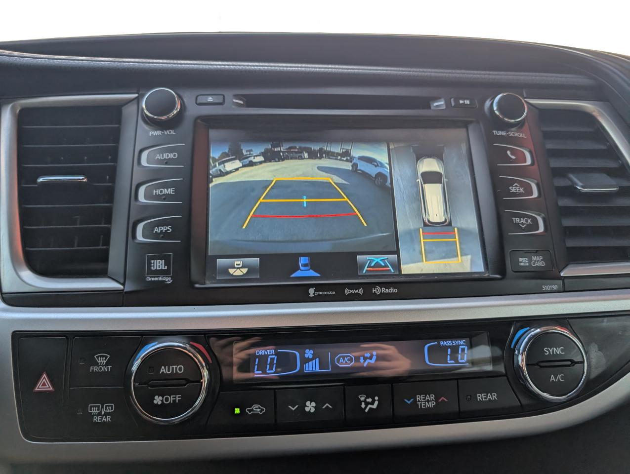 Toyota Highlander  2018