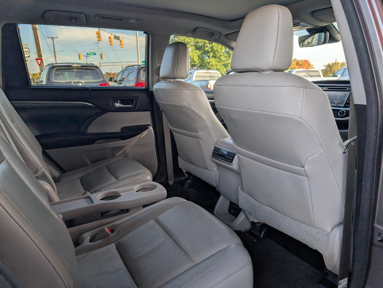 Toyota Highlander  2018