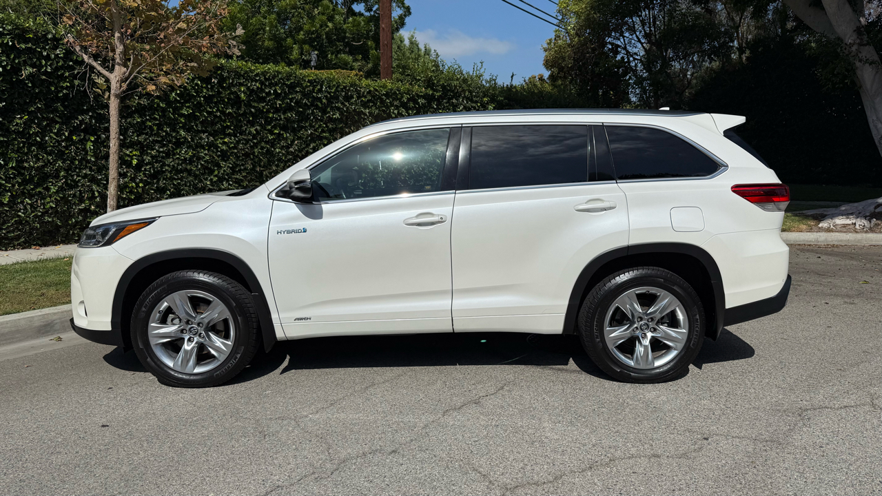 2017 Toyota Highlander Limited Platinum Hybrid photo 3