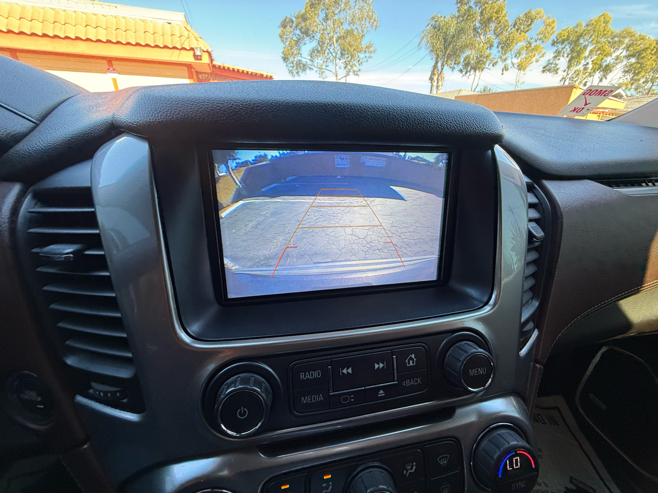 Chevrolet Tahoe 4WD 4dr Premier 2018