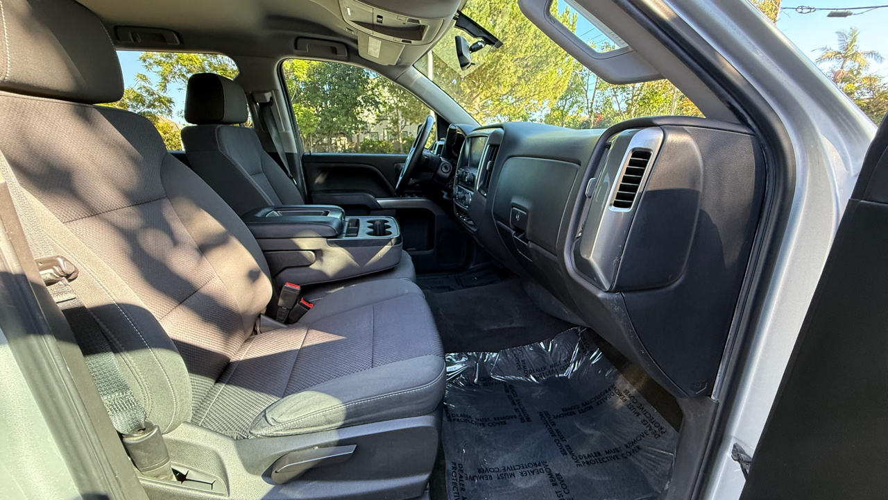 Chevrolet Silverado 1500 2WD Crew Cab 143.5" LT w/1LT 2018 Chevrolet Silverado 1500 2WD Crew Cab 143.5" LT w/1LT 2018