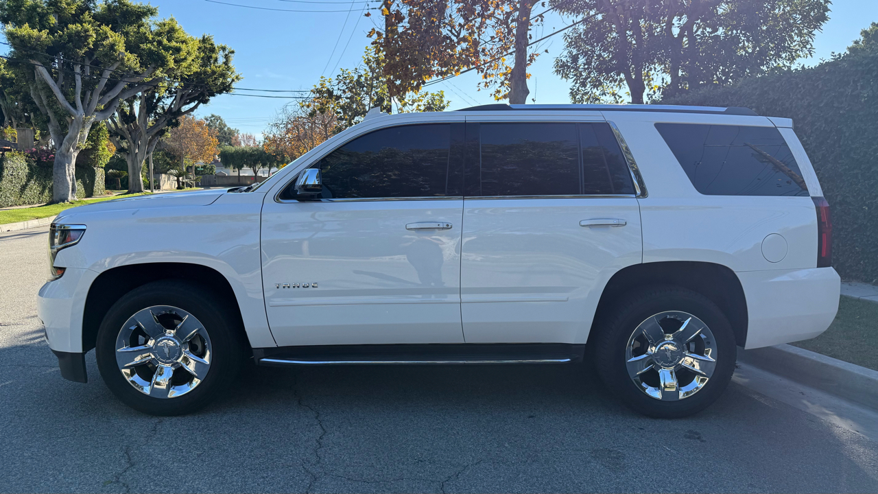 2017 Chevrolet Tahoe Premier photo 2