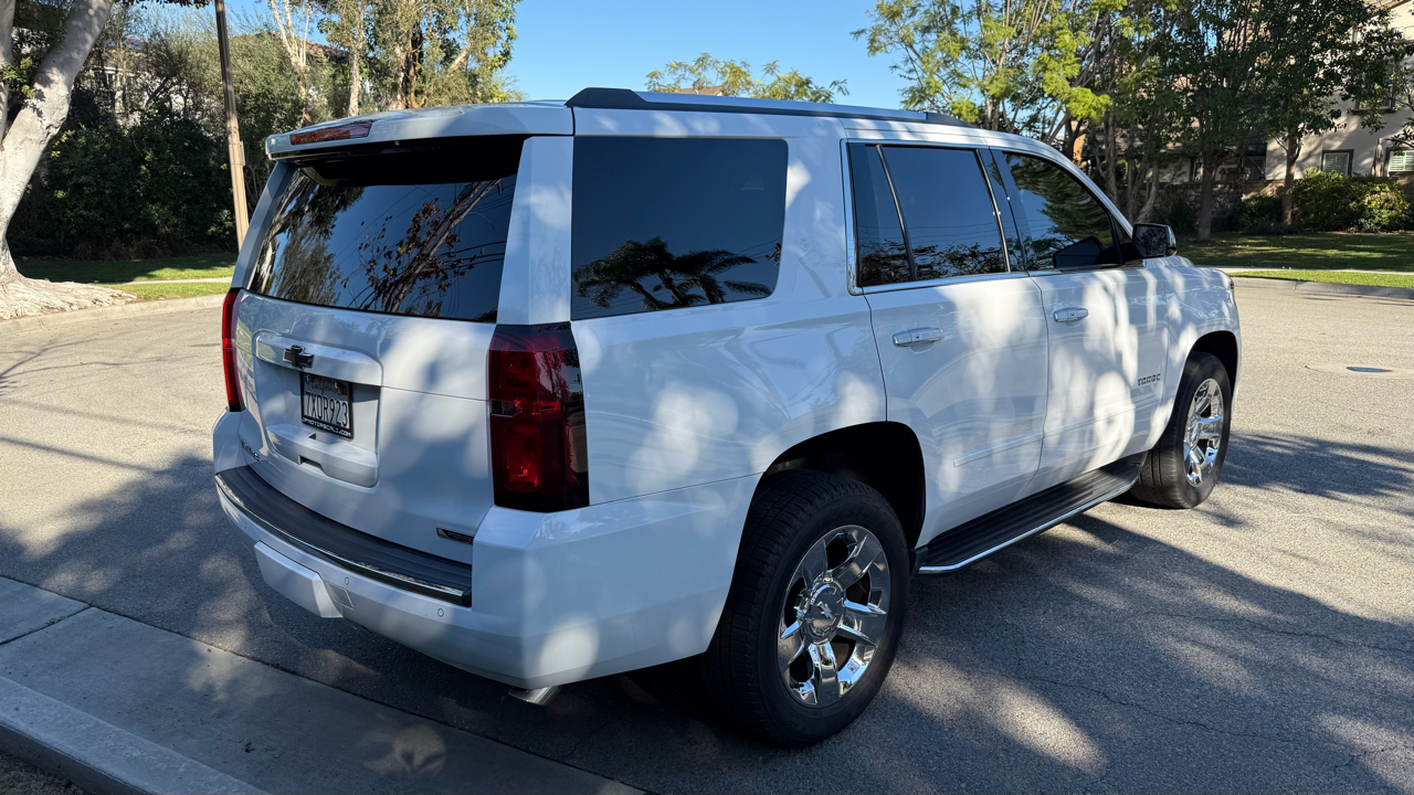 2017 Chevrolet Tahoe Premier photo 3