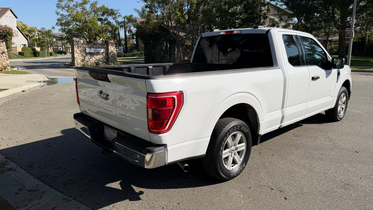 2022 Ford F-150 XLT photo 3