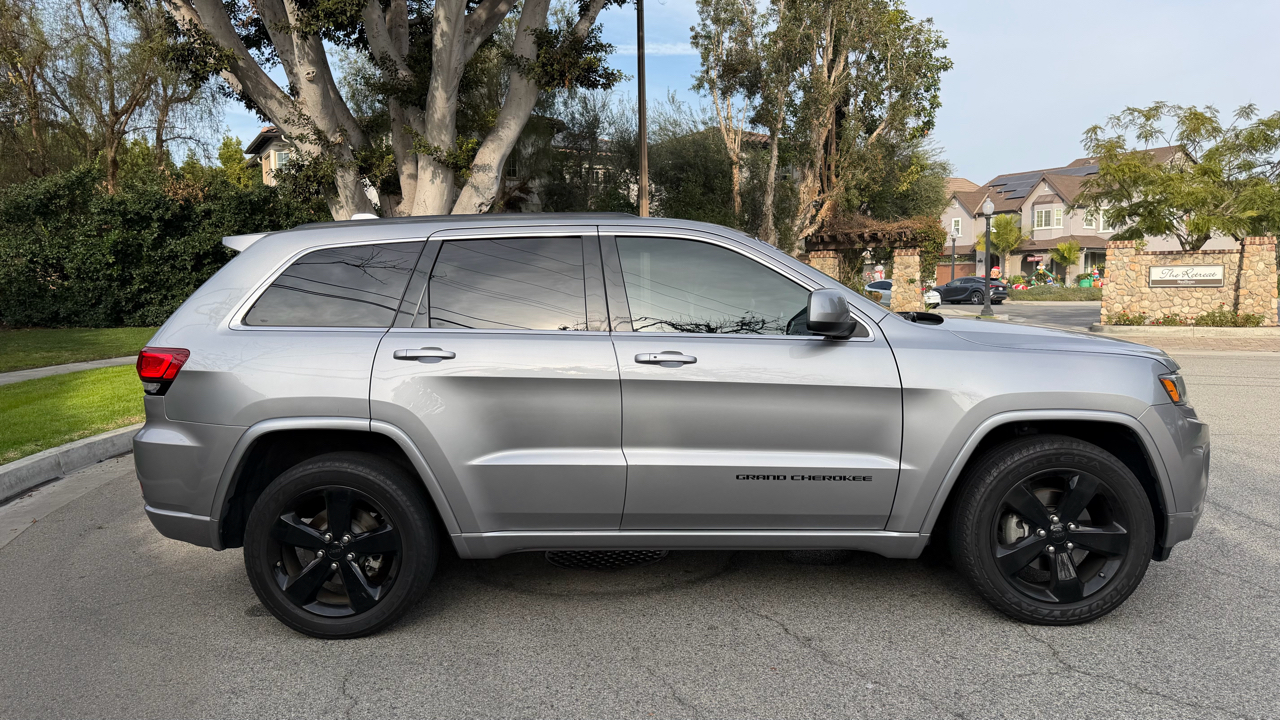 Jeep Grand Cherokee 4WD 4dr Altitude 2015