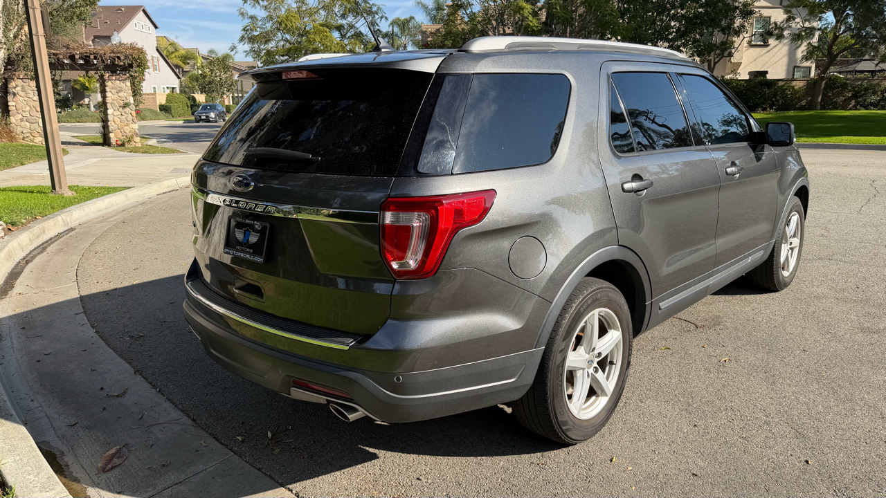 Ford Explorer XLT FWD 2018