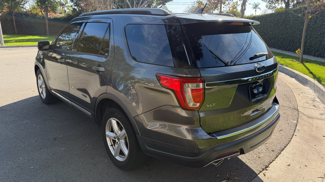 Ford Explorer XLT FWD 2018