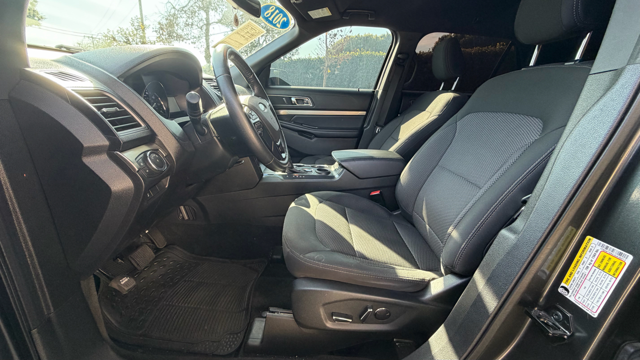 Ford Explorer XLT FWD 2018