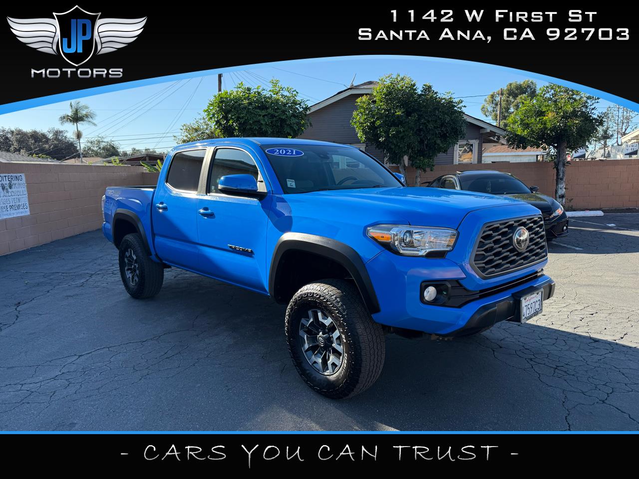 2021 Toyota Tacoma 4WD TRD Off Road Double Cab 5' Bed V6 MT (Natl)