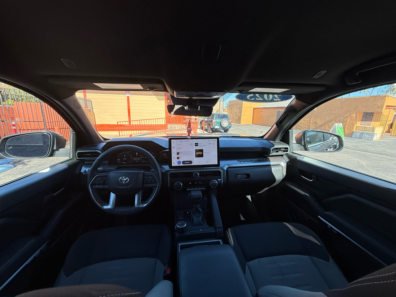 Toyota Tacoma 4WD TRD Off Road Double Cab 5' Bed MT (Natl) 2025