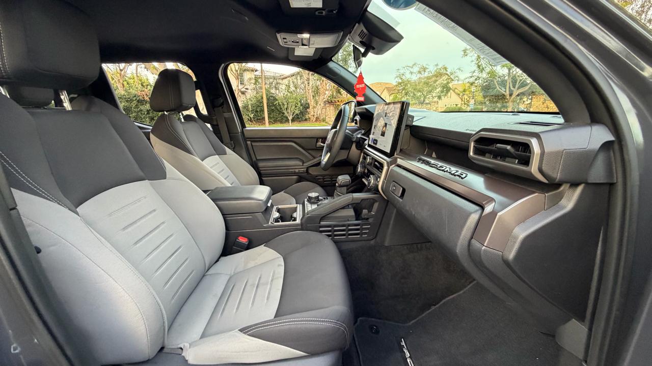 Toyota Tacoma 4WD TRD Off Road Double Cab 5' Bed MT (Natl) 2025