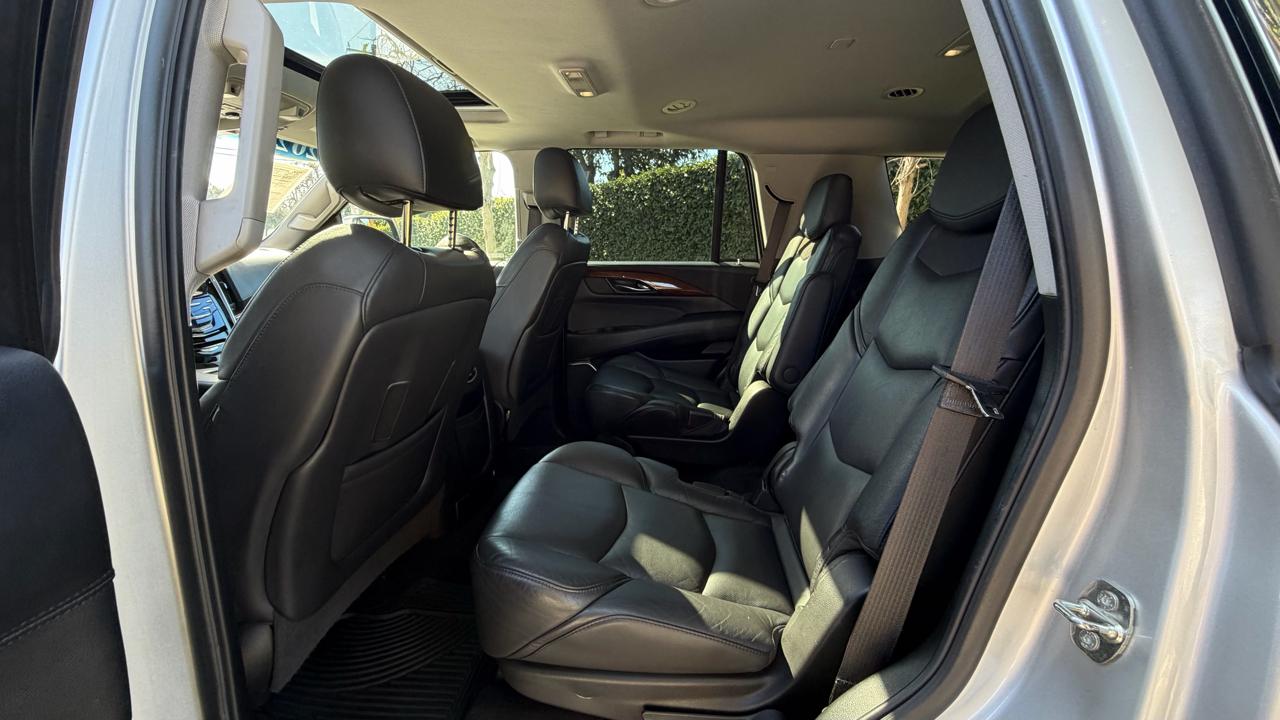 Cadillac Escalade 2WD 4dr Luxury 2020