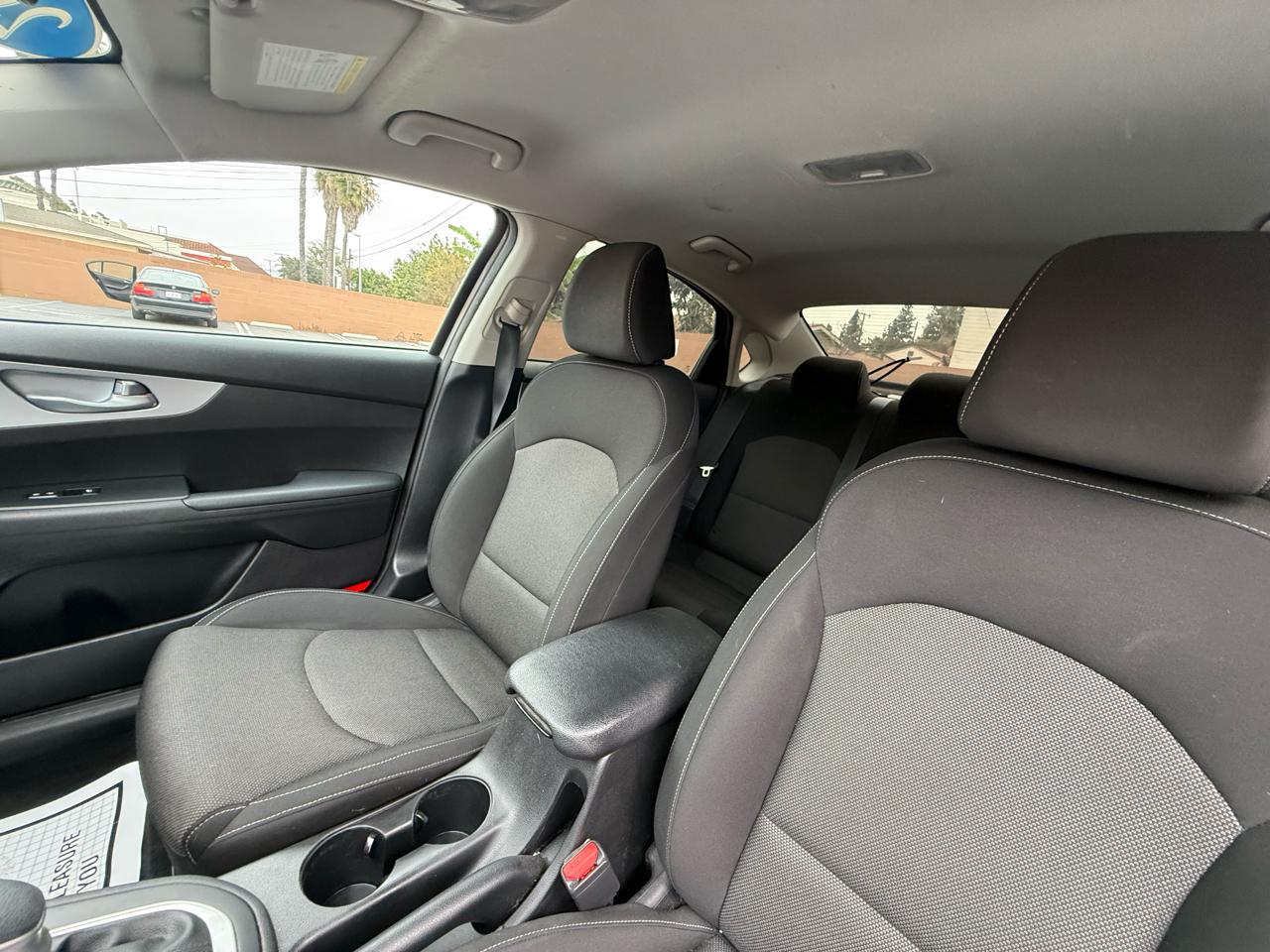 Kia Forte LXS IVT 2023