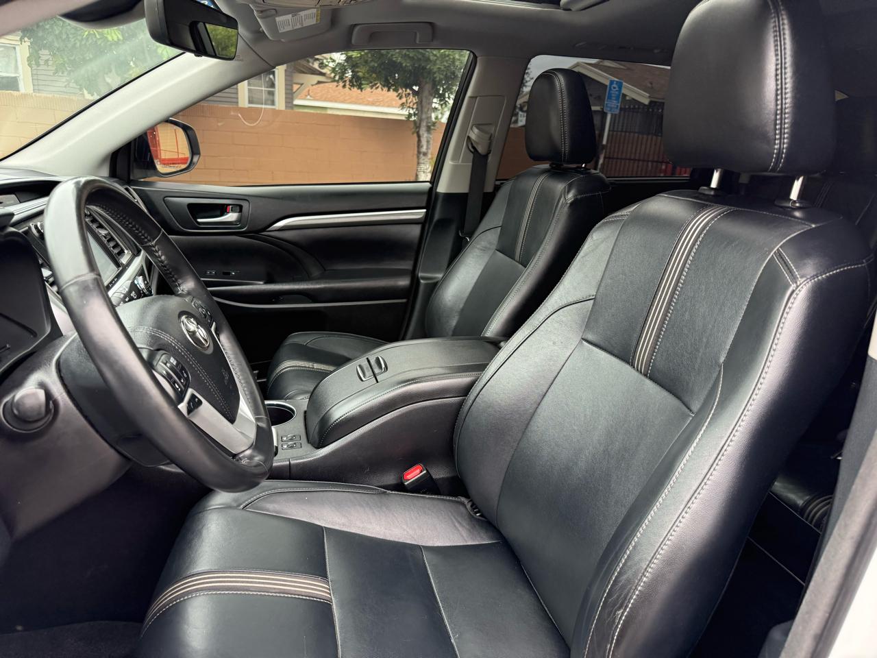 Toyota Highlander XLE V6 FWD (Natl) 2018