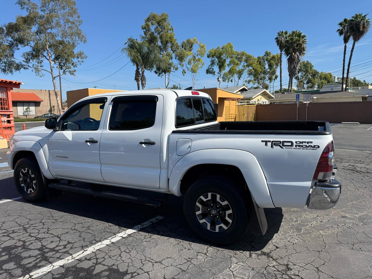 Toyota Tacoma 2WD Double Cab I4 AT PreRunner (Natl) 2013