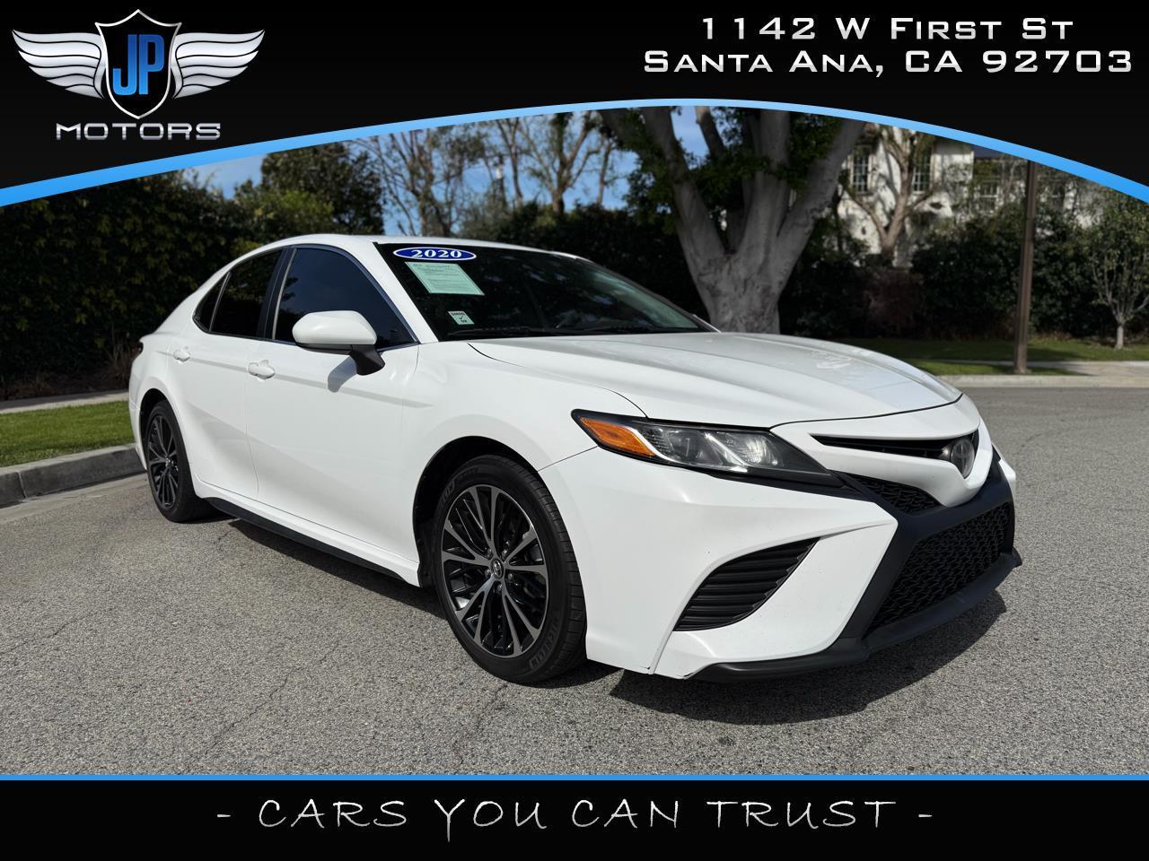 2020 Toyota Camry SE Auto (Natl)