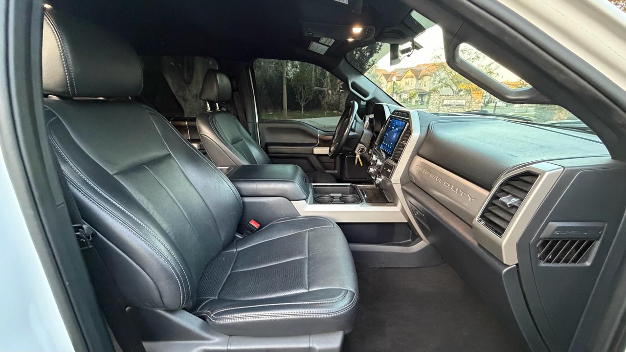 Ford Super Duty F-250 SRW Lariat 4WD Crew Cab 6.75' Box 2022