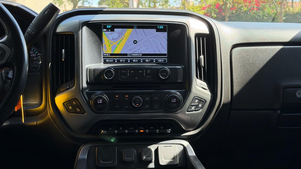 Chevrolet Silverado 1500 4WD Crew Cab 143.5" LTZ w/2LZ 2018