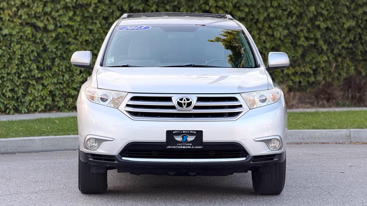 Toyota Highlander FWD 4dr V6 (Natl) 2013