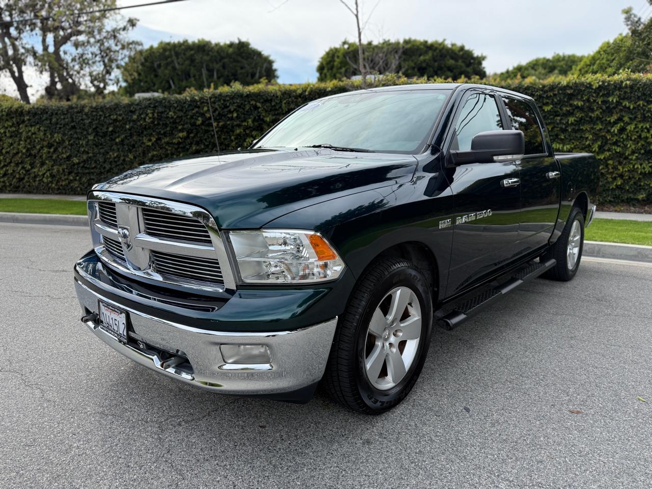 RAM 1500 4WD Crew Cab 140.5" Big Horn 2011