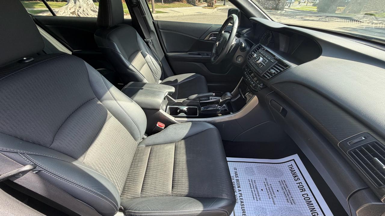 Honda Accord Sedan Sport CVT 2017