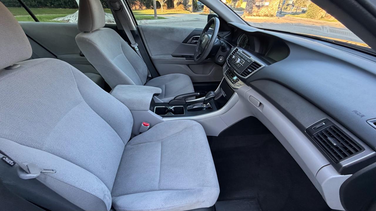 Honda Accord Sdn 4dr I4 CVT LX 2013