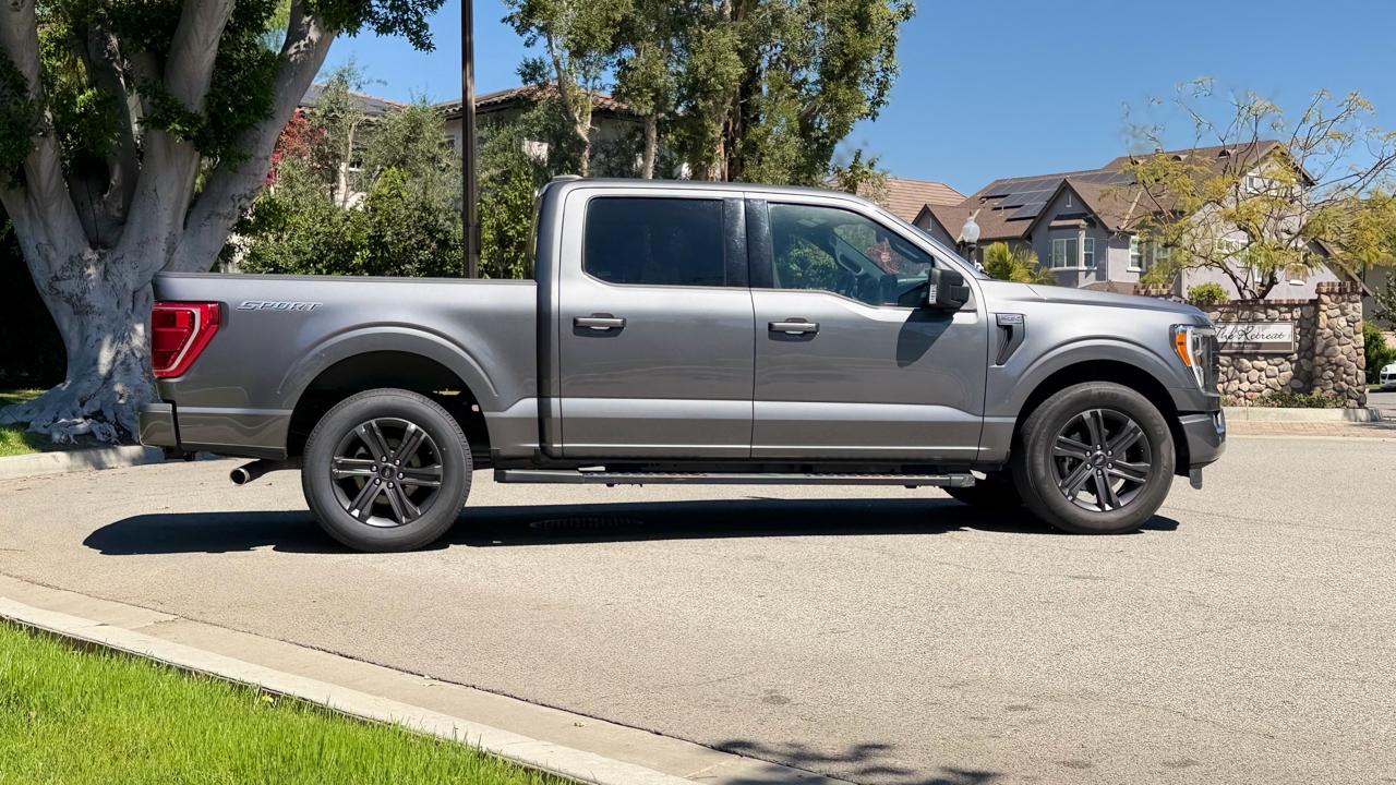 Ford F-150 XLT 2WD SuperCrew 5.5' Box 2023