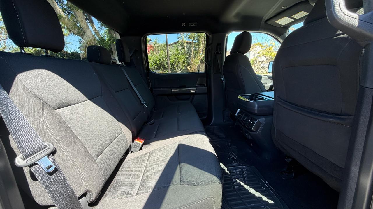 Ford F-150 XLT 2WD SuperCrew 5.5' Box 2023