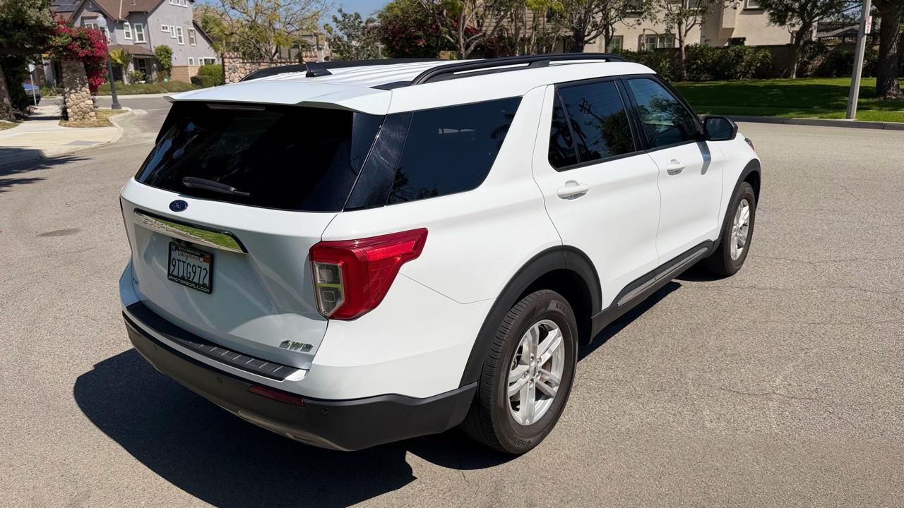 Ford Explorer XLT 4WD 2023