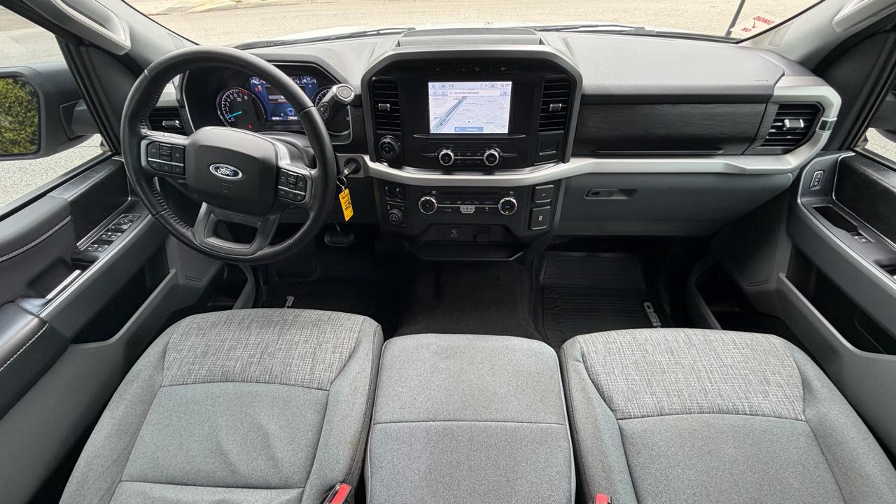 Ford F-150 4WD Reg Cab 122.5" XLT 2022