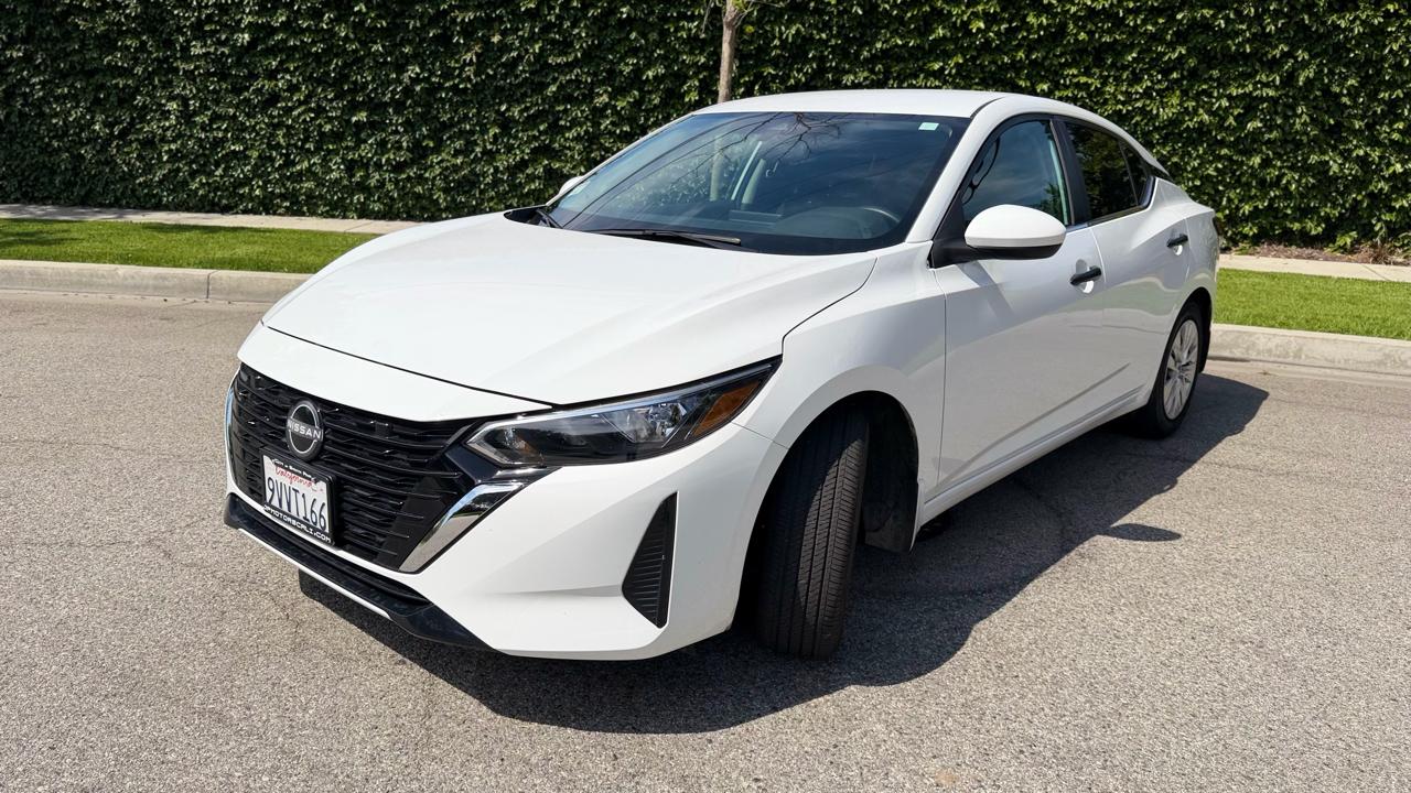 Nissan Sentra S CVT 2025