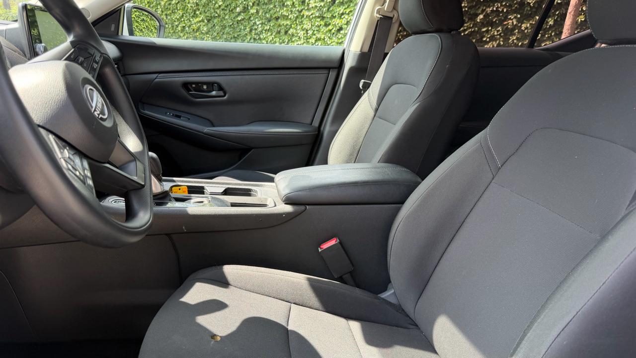 Nissan Sentra S CVT 2025