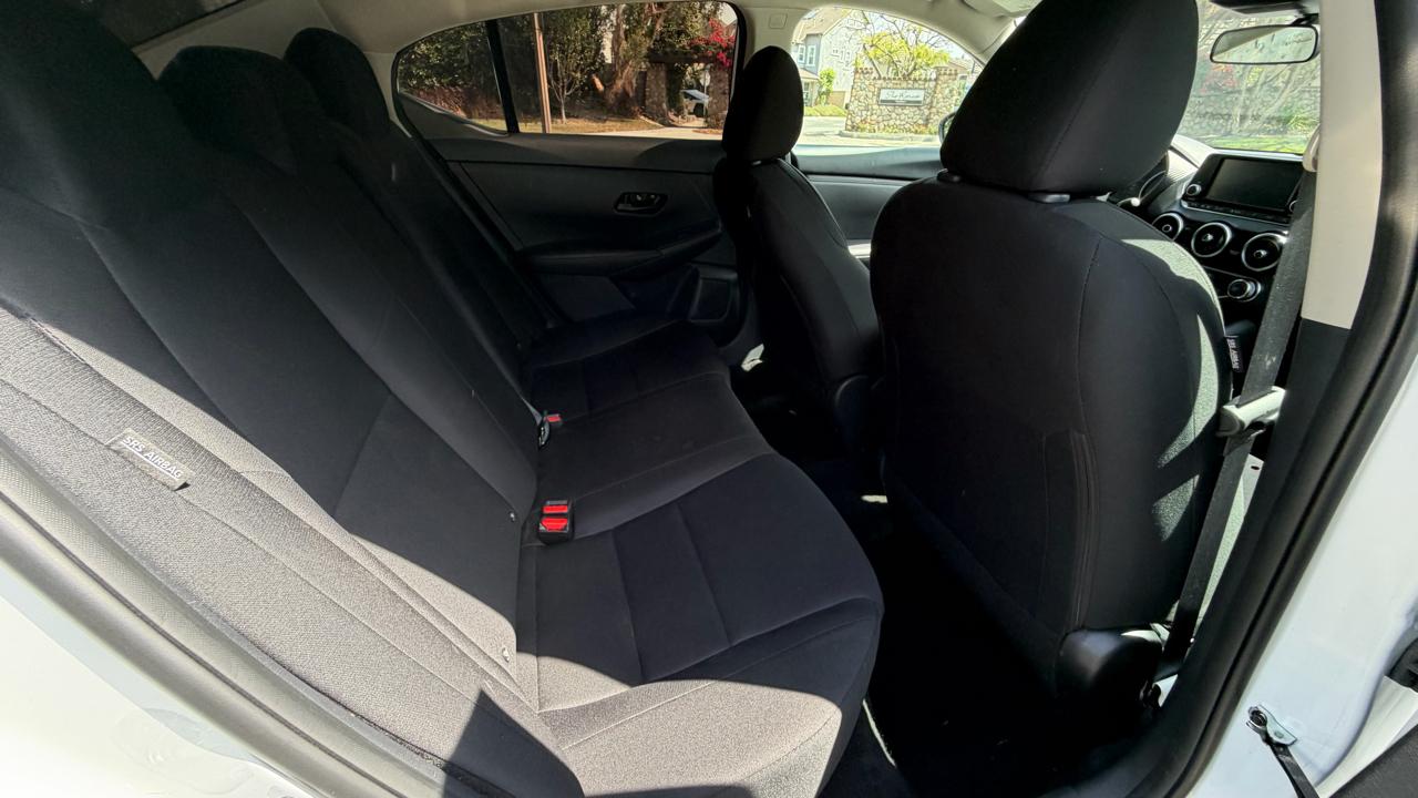 Nissan Sentra S CVT 2025