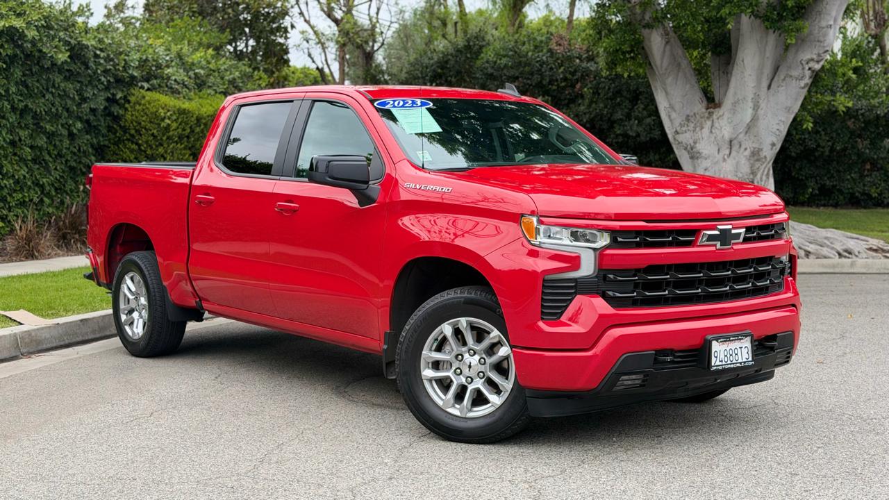 Chevrolet Silverado 1500 2WD Crew Cab 147" RST 2023