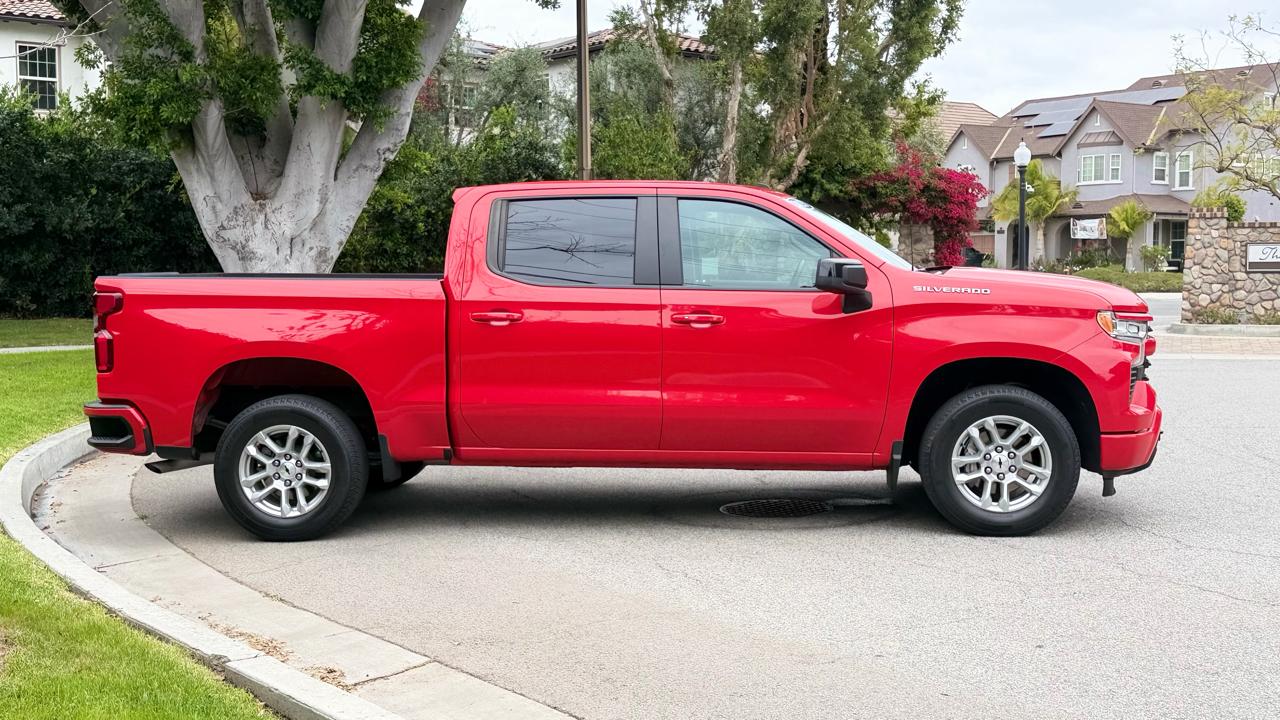 Chevrolet Silverado 1500 2WD Crew Cab 147" RST 2023