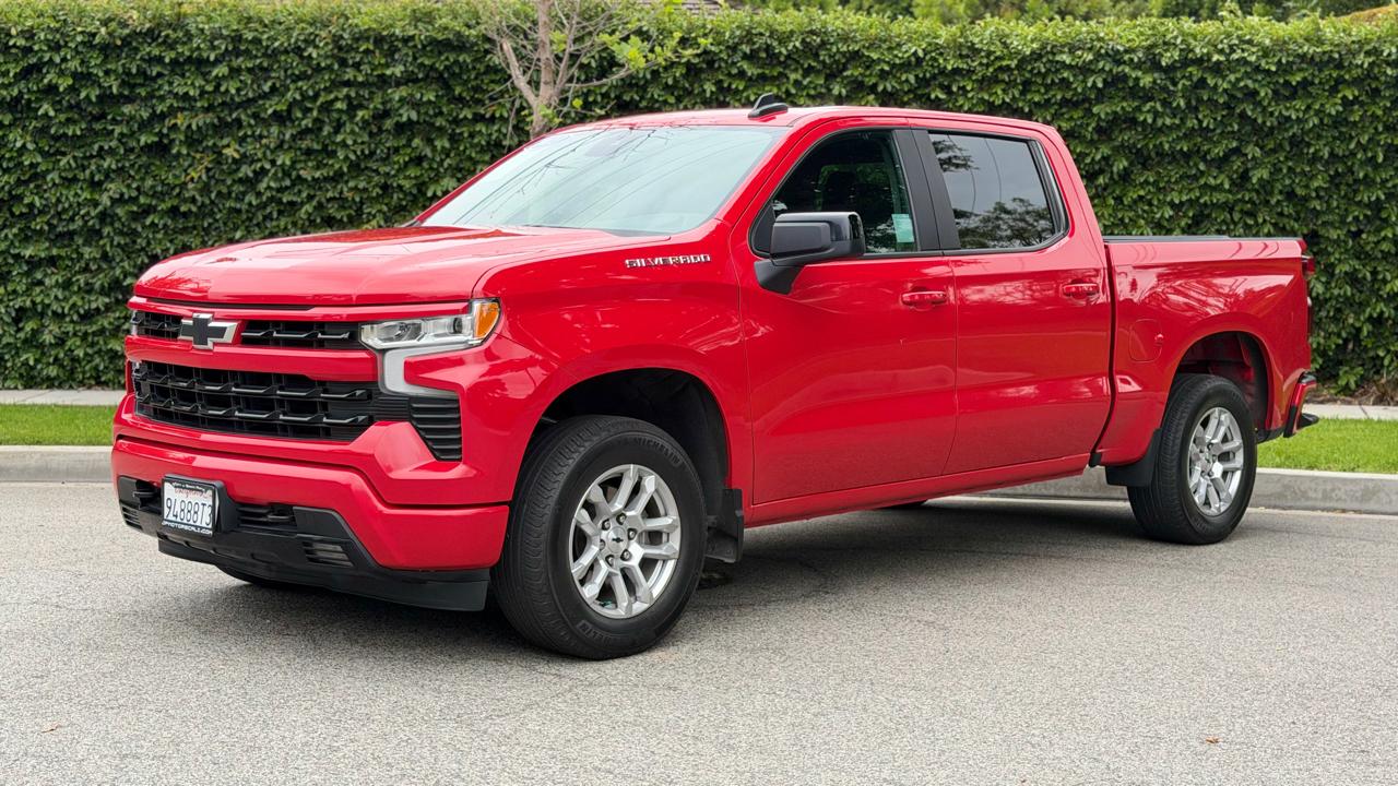 Chevrolet Silverado 1500 2WD Crew Cab 147" RST 2023