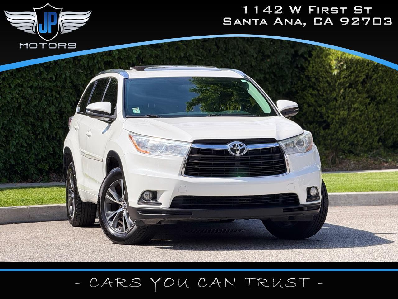 Toyota Highlander LE V6 FWD (Natl) 2017