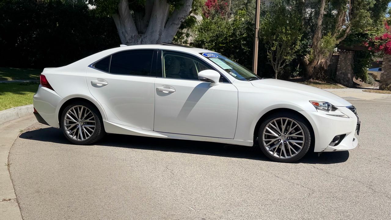 Lexus IS 250 4dr Sport Sdn RWD 2015